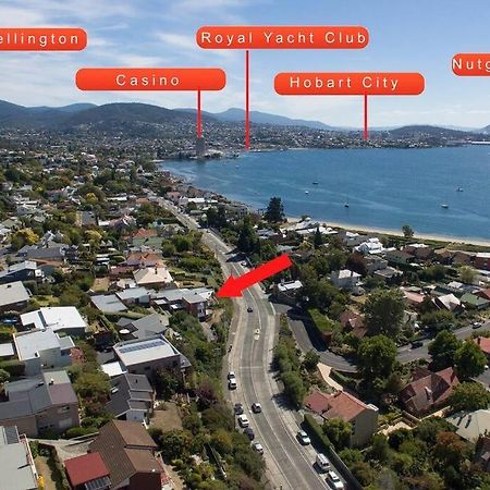 Villa The Tassie - Luxury With Panoramic Water Views Hobart Esterno foto