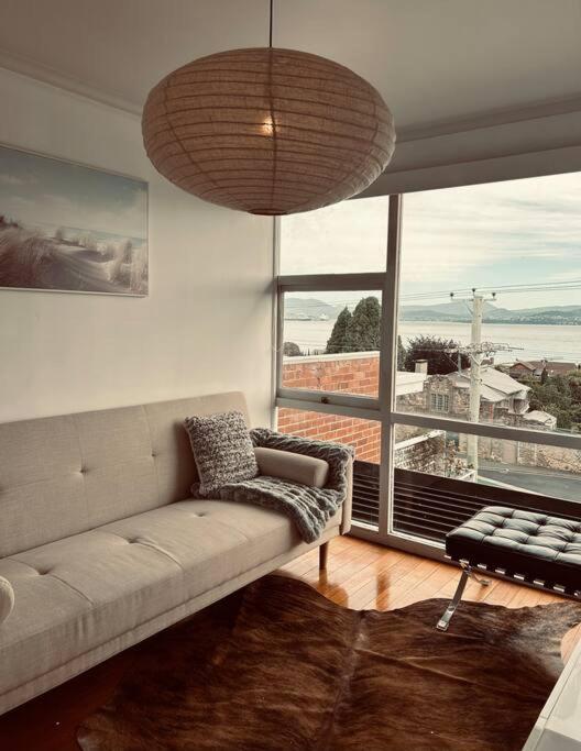 Villa The Tassie - Luxury With Panoramic Water Views Hobart Esterno foto